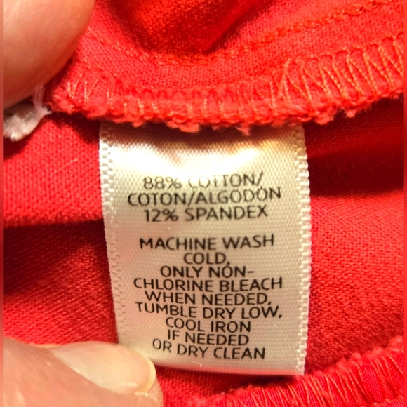 ANN TAYLOR LOFT JULIE STYLE RIVIWRA CROPPED PANT. PINKISH/RED COLOR. SIZE 8. - Picture 5 of 5